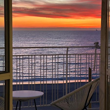 Cas' A Mare - Beachfront Luxury Suites Salerno Exterior foto